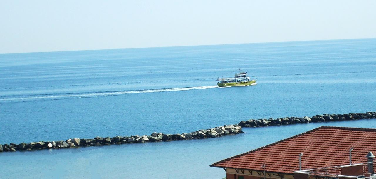 Hotel Dell'Amarissimo Bellaria-Igea Marina Exterior photo